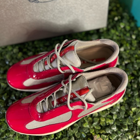 Prada Sneakers size 38 - Picture 4 of 8